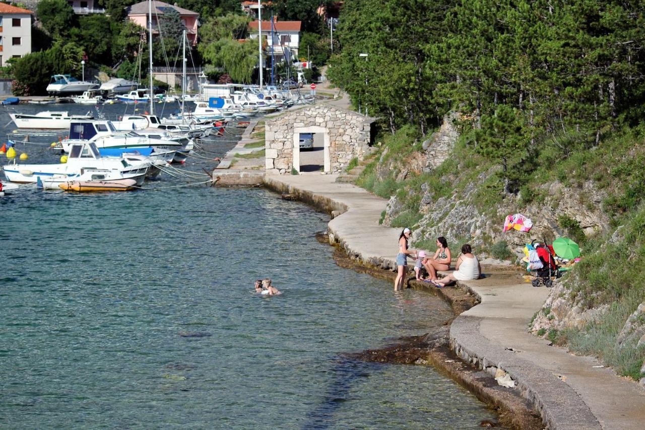 Apartments With A Parking Space Jadranovo, Crikvenica - 5533 Exterior foto